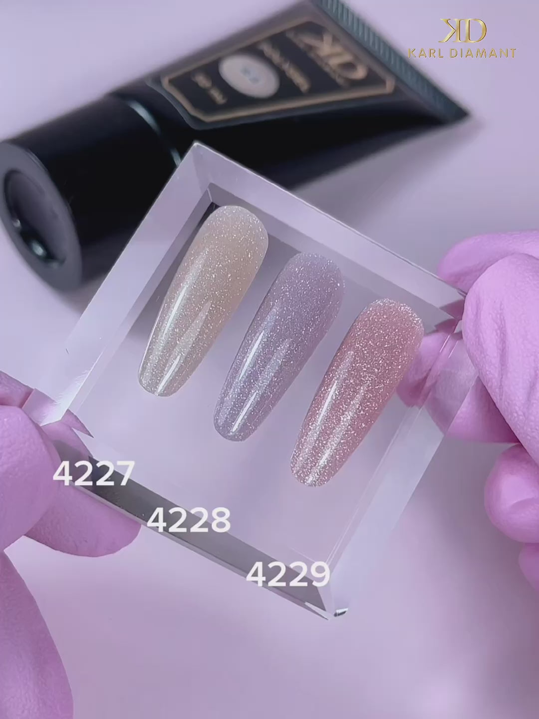 Video laden: PolyGel Cappuccino mit Glitter 4229