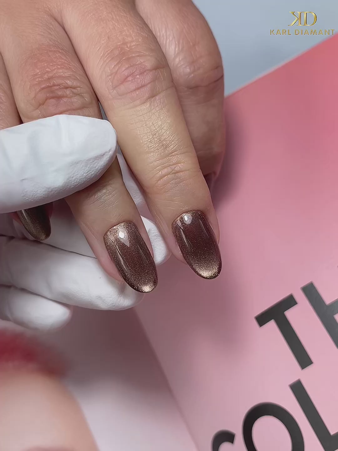 Charger la vidéo : UV Gelpolish Cat Eye Espresso 1618