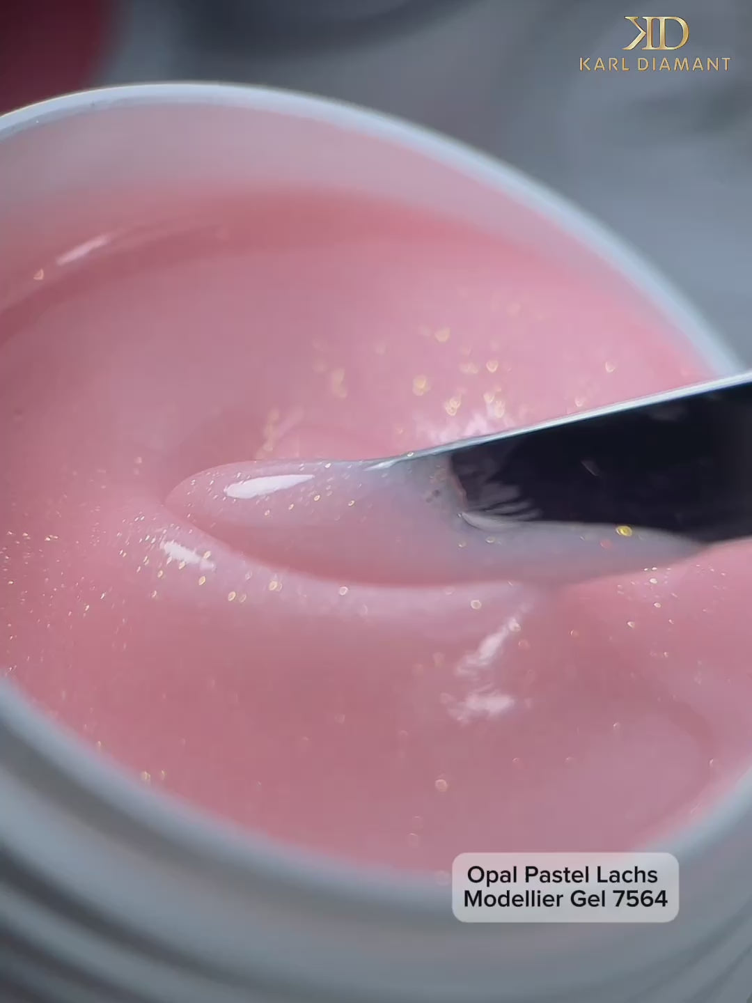 Video laden: Opal Pastel Lachs Modellier Gel 7564